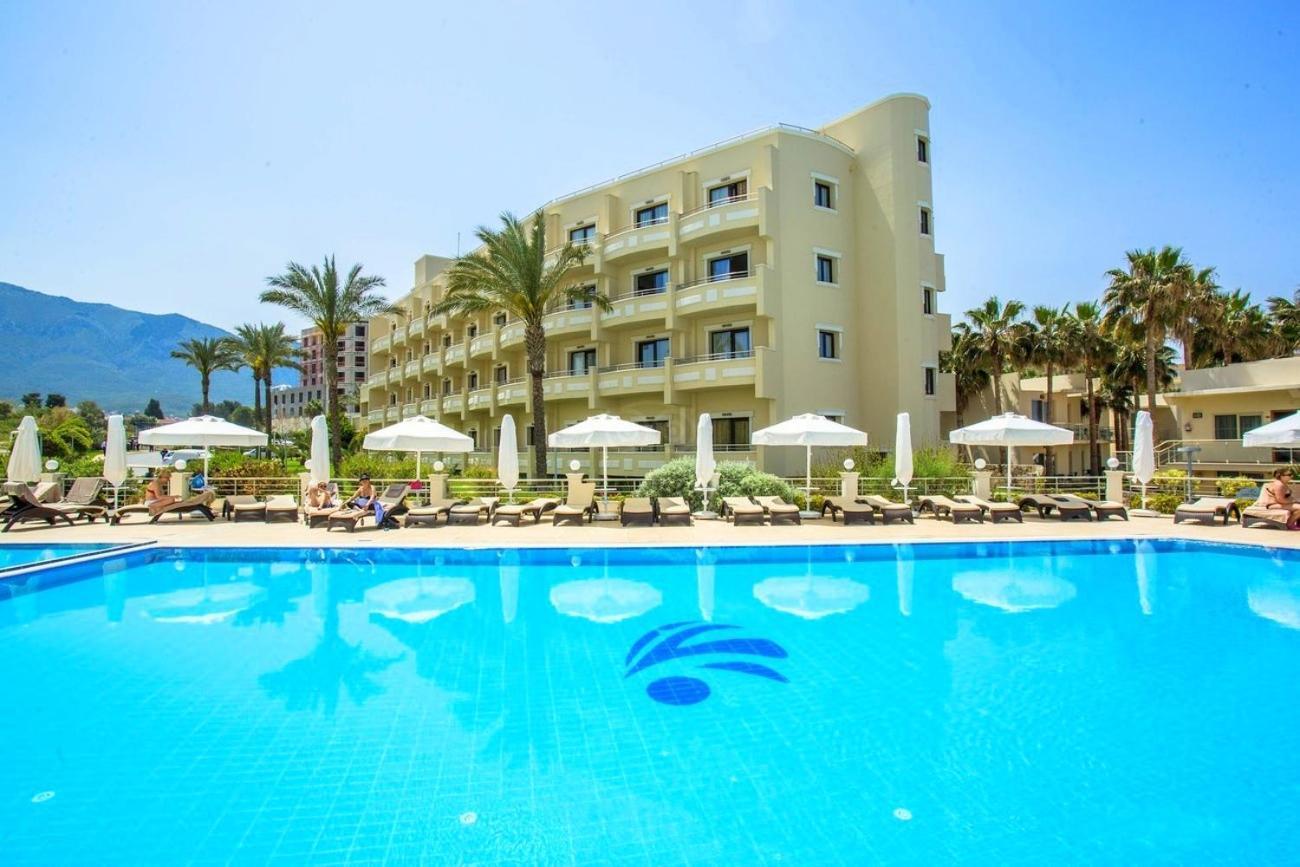 Vuni Palace Premium Kyrenia Hotel & Spa & Casino Beachfront Location ! Agios Nikolaos  Экстерьер фото