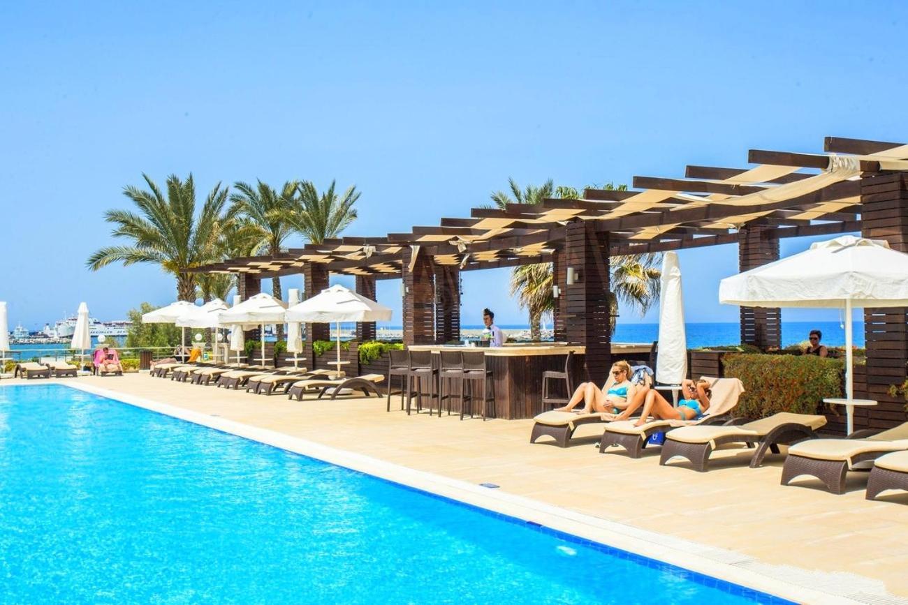 Vuni Palace Premium Kyrenia Hotel & Spa & Casino Beachfront Location ! Agios Nikolaos  Экстерьер фото