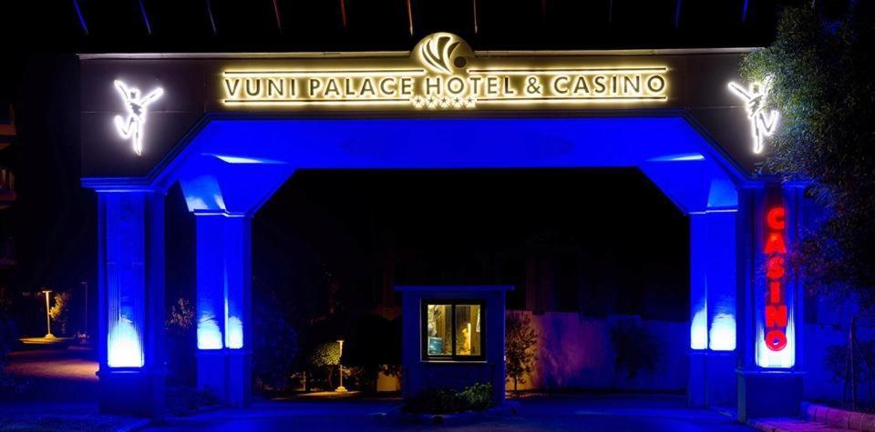 Vuni Palace Premium Kyrenia Hotel & Spa & Casino Beachfront Location ! Agios Nikolaos  Экстерьер фото